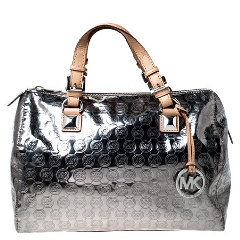 handtaschen anhänger michael kors|michael kors silver satchel handbag.